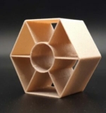Hexagone de test imprimé en 3D avec le filament Nanovia PLA Lin